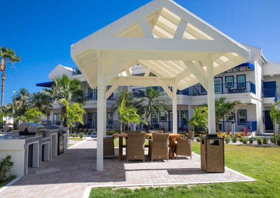 Hôtel Hilton Vacation Club Flamingo Beach St. Maarten 4* Hôtel Hilton Vacation Club Flamingo Beach St. Maarten 4*
