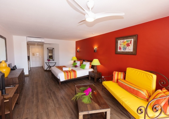 Hôtel Palm Court Residence & Hotel at Orient Beach 4* Hôtel Palm Court Residence & Hotel at Orient Beach 4*