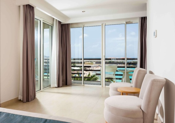 Hôtel Sonesta Ocean Point Resort - St Maarten 4* Hôtel Sonesta Ocean Point Resort - St Maarten 4*