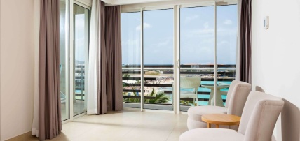Hôtel Sonesta Ocean Point Resort - St Maarten 4*, Séjour Antilles, Saint-Martin par Ôvoyages Hôtel Sonesta Ocean Point Resort - St Maarten 4*, Séjour Antilles, Saint-Martin par Ôvoyages
