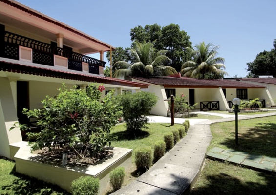 Hôtel Berjaya Praslin 2* Hôtel Berjaya Praslin 2*