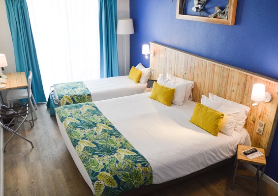Hôtel Le Grand Bleu 3* Hôtel Le Grand Bleu 3*