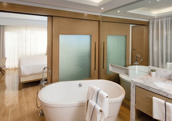 Hôtel Falcons Resort 5* by Meliá (parc Katmandu inclus) Hôtel Falcons Resort 5* by Meliá (parc Katmandu inclus)