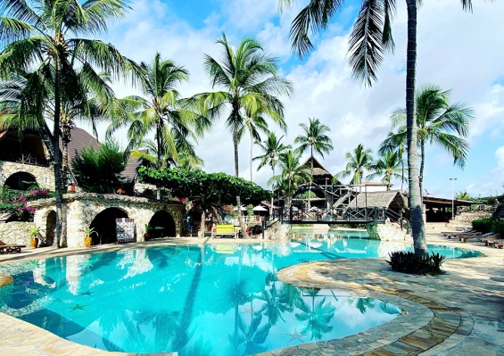 Combiné Jaz Amaluna 4* Adult Only +16 & Safari 2 nuits dans la réserve de Selous en avion Combiné Jaz Amaluna 4* Adult Only +16 & Safari 2 nuits dans la réserve de Selous en avion