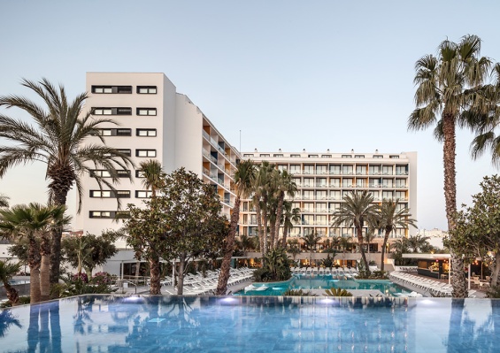 Hôtel Aqua Silouhette & Spa 4* Adult Only +16 Hôtel Aqua Silouhette & Spa 4* Adult Only +16