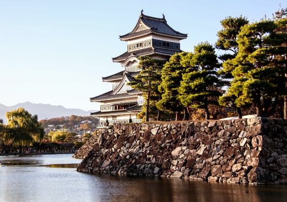 Ôcircuit Essentiel - Premiers regards sur le Japon Ôcircuit Essentiel - Premiers regards sur le Japon
