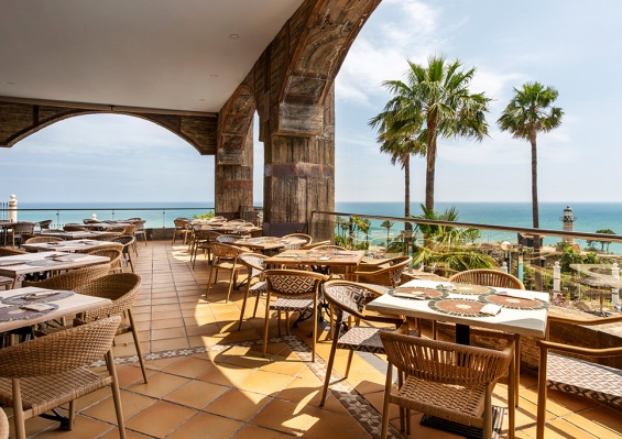 Hôtel Holiday World Polynésia 4* Hôtel Holiday World Polynésia 4*