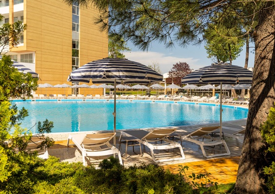 Smart club Aluasoul Sunny Beach 4* Adult Only +16 Smart club Aluasoul Sunny Beach 4* Adult Only +16