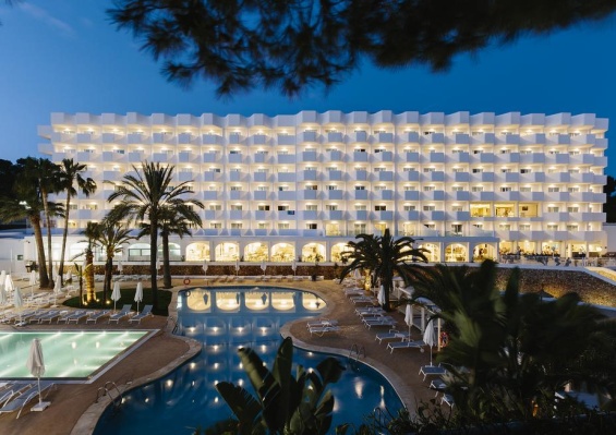Hôtel Alua Soul Mallorca Resort 4* Adult Only +16 Hôtel Alua Soul Mallorca Resort 4* Adult Only +16