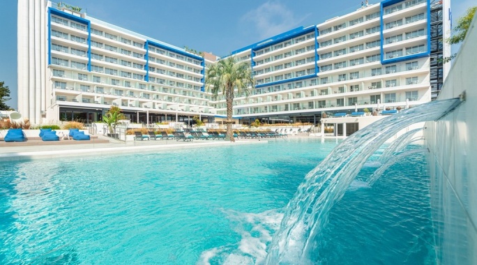 Hôtel L'Azure 4* Sup, Séjour Espagne & ses îles, Barcelone et sa région par Ôvoyages Hôtel L'Azure 4* Sup, Séjour Espagne & ses îles, Barcelone et sa région par Ôvoyages