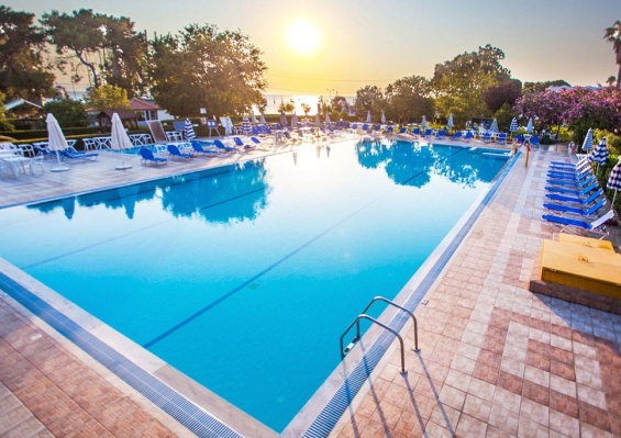 Hôtel Continental Palace 4* Hôtel Continental Palace 4*