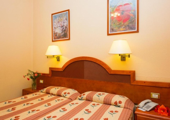 Hôtel Monopol 3* Hôtel Monopol 3*