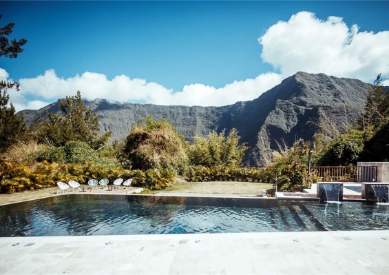 Hôtel & Spa Sarana 4* Hôtel & Spa Sarana 4*