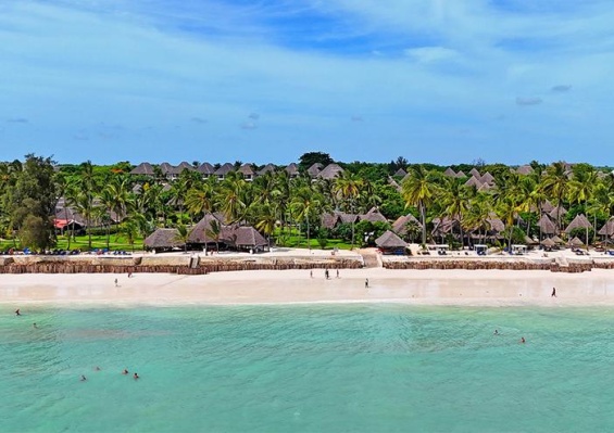 Hôtel BlueBay Beach Resort & Spa 5* + Safari 2 nuits en avion Hôtel BlueBay Beach Resort & Spa 5* + Safari 2 nuits en avion